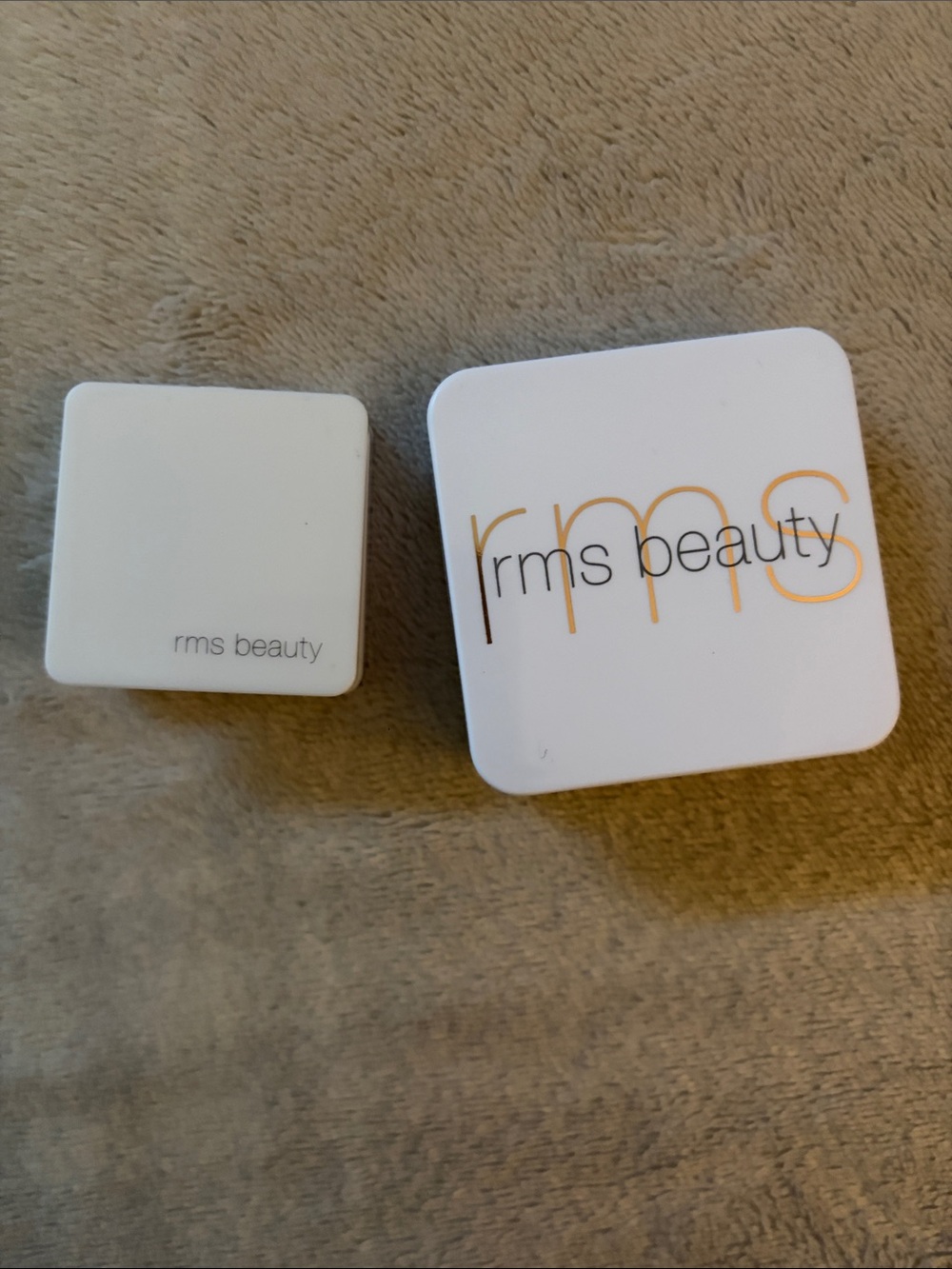 RMS Beauty White Compact Duo with Gold Logo (NEW)